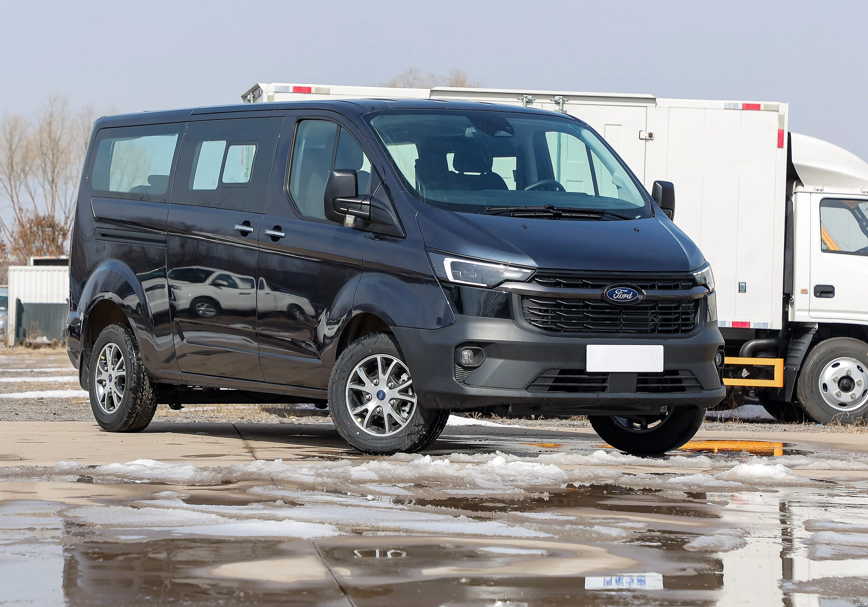 JMC транзитный 2023 2 0 т газовый автомобиль мини-автобус 5 мест китайский мини-фургон