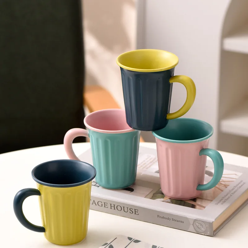 2024 Creative New Color Minimalist Design Reverse Mouth Ceramic Custom mug with Handle for Office Cup Hotel Teacup Business Gift