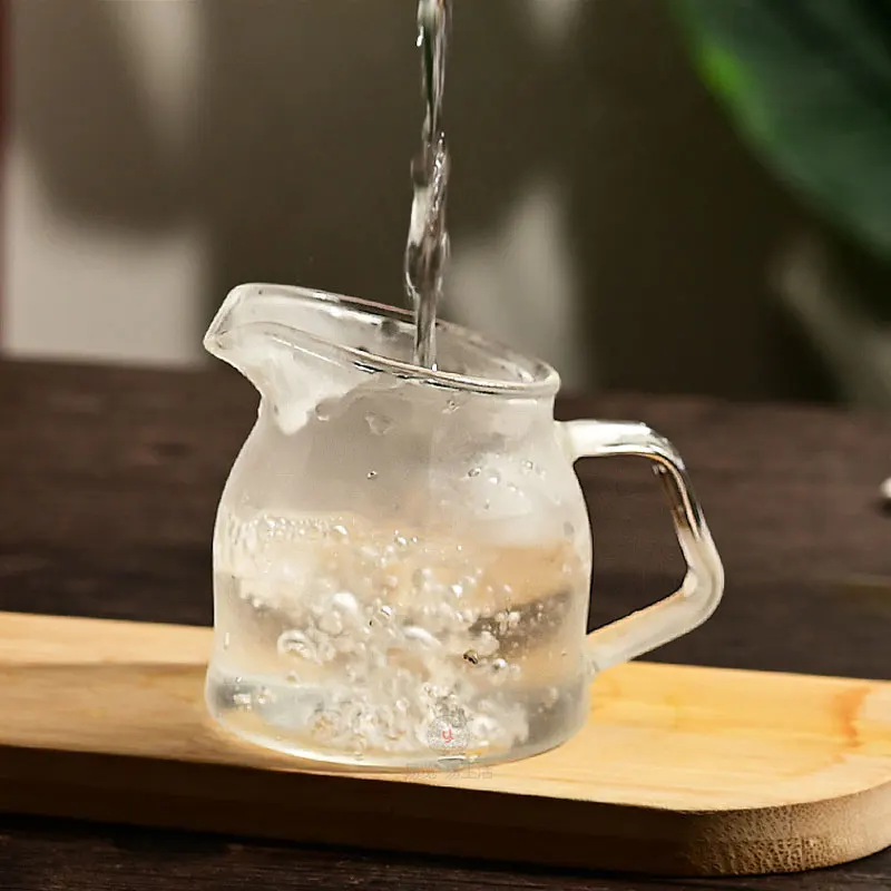 Glass Creamer Pitcher Transparent Milk Pourer Mini Milk Pitcher Mini Carafe Coffee Mug Coffee Pot for Tea Syrup