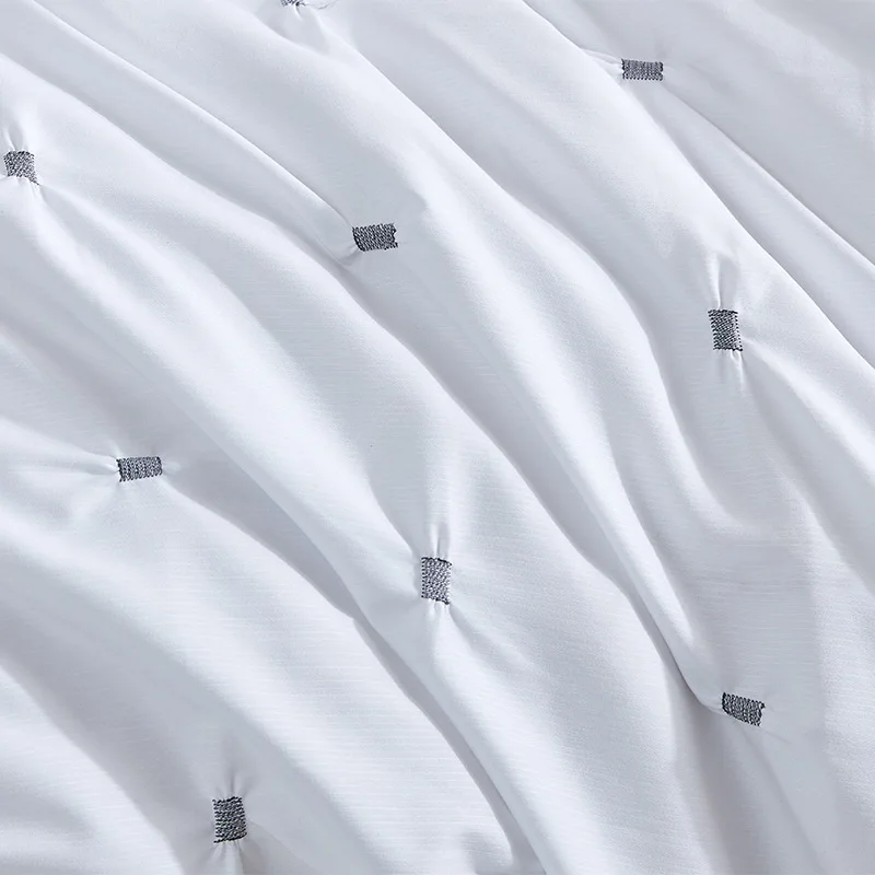 Manufacturer Customize White High Quality Solid Pinch Pleat Microfiber Sheet Pillowcase & Duvet Cover Sets