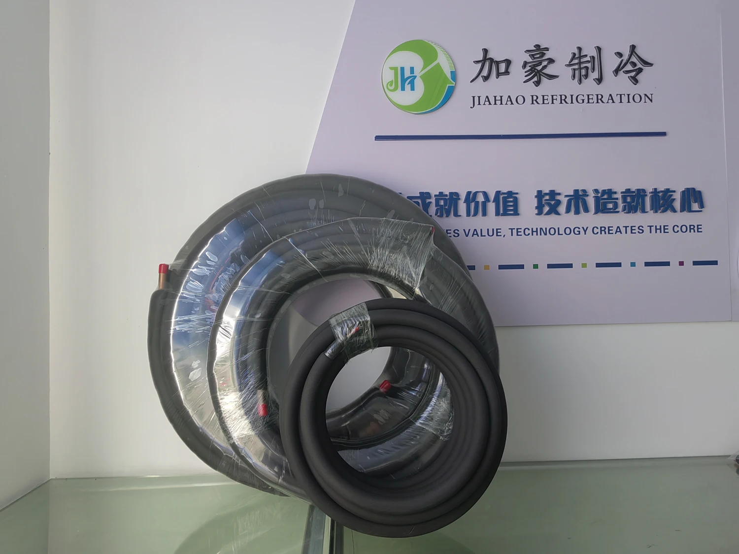 Jiahao In Stock Rubber Insulation Pipe 1/8 1/4 3/8 1/2 5/8 20m 65ft Insulated Copper Pipe Line Set For HVAC Air Conditioner