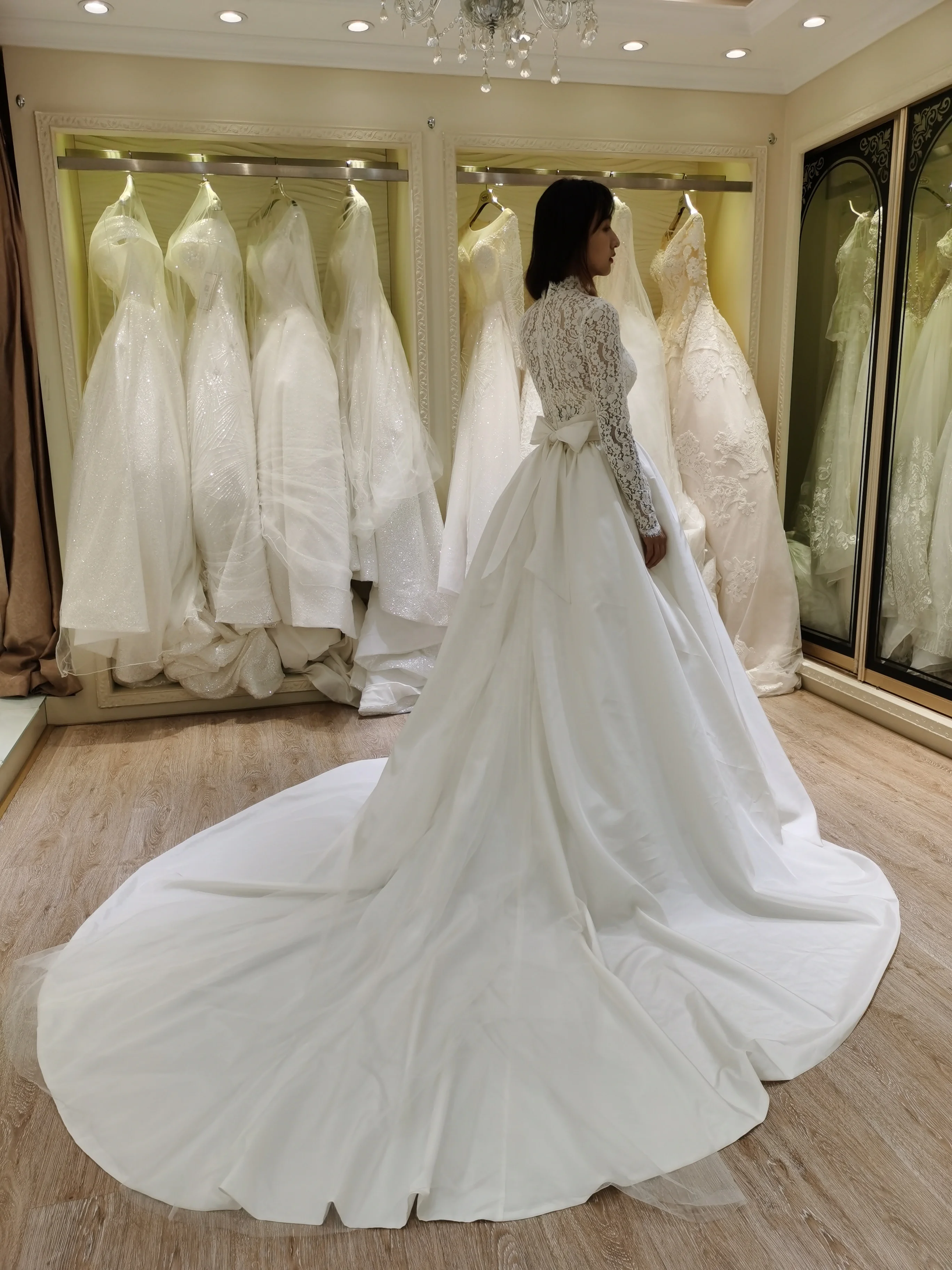 2021 long sleeve high neck muslim ball gown wedding dress bridal gown back big bow