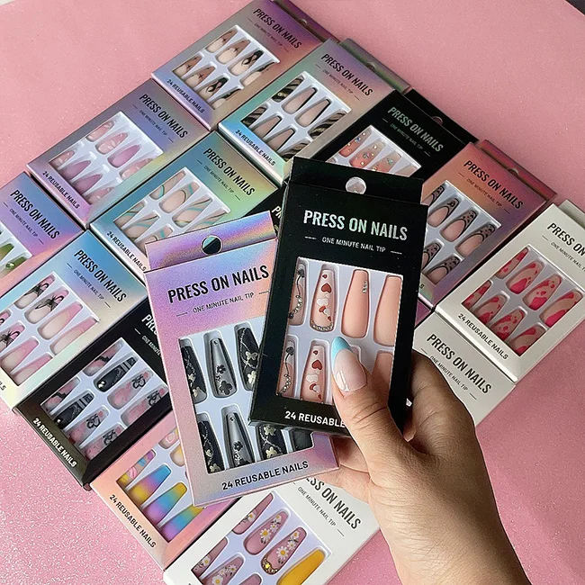 Wholesale 24Pcs/Sbox Artificial Fingernails New Arrival Pretty Press on Nails Customize Package box
