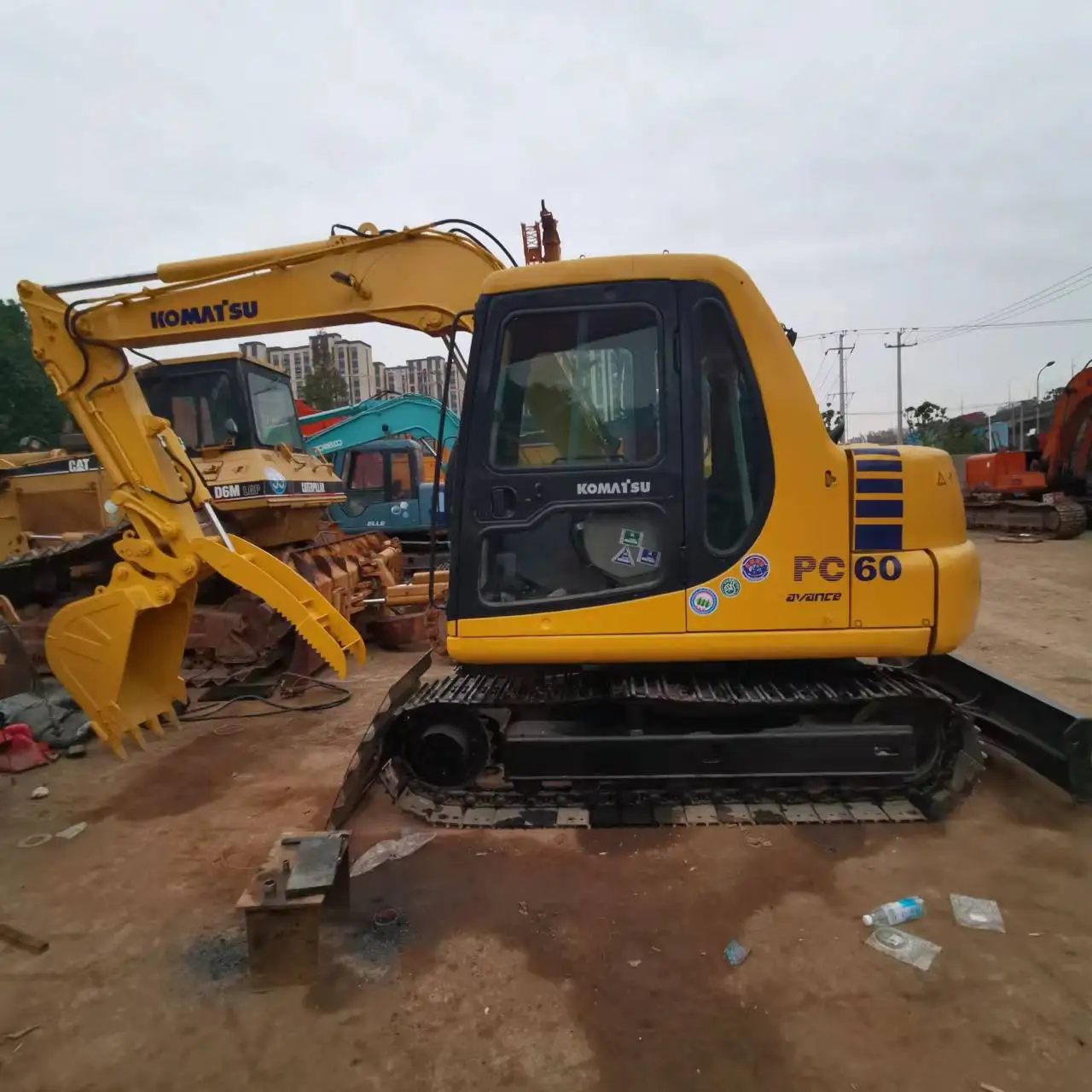 Second Hand Komatsu Pc60-8 Excavator Original Painting Low Price Good Condition Used Komatsu Pc60-8 Excavator In Shanghai