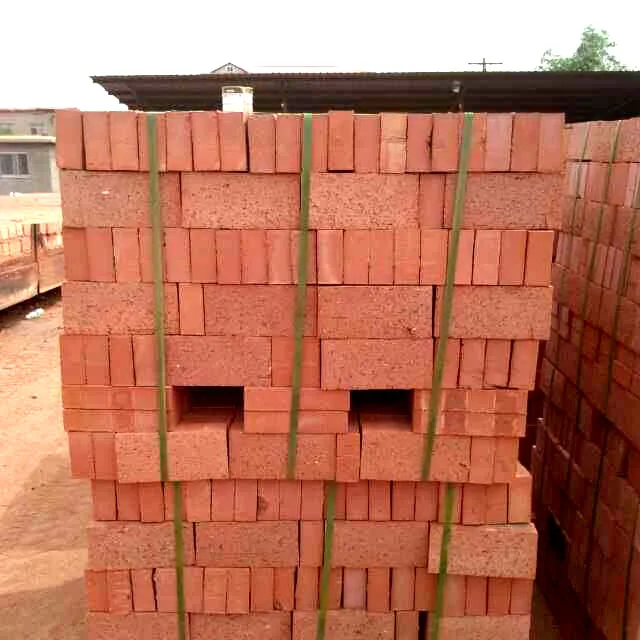 Наружная декоративная садовая озеленение Высококачественная используемая Красная Глиняная облицовка ручной работы твердые наружные кирпичи дома скользящая настенная