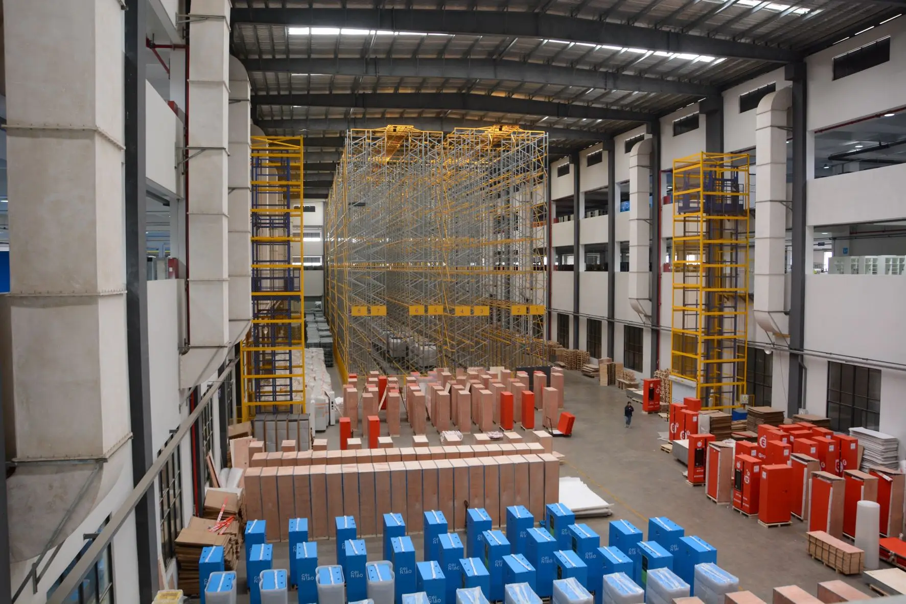 High precision charging battery storage locker cabinet meeting the need of contactless storage applied in the food delivery line