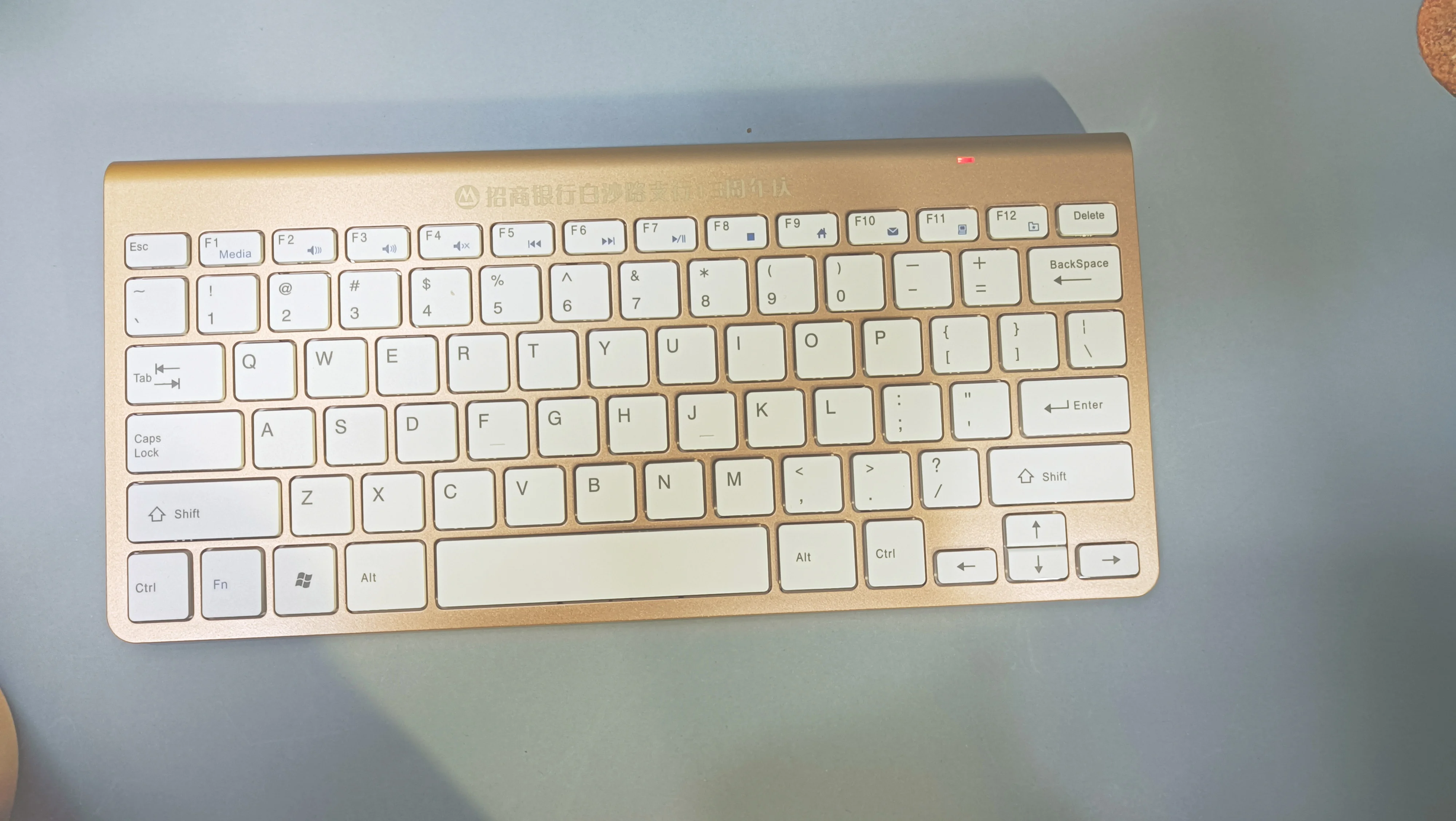 Custom 4 in 1 office gadget wireless mouse keyboard U disk pen technology gift set man gift set