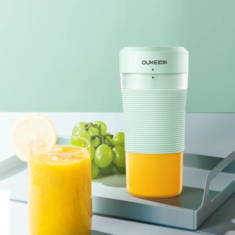 2022 USB Rechargeable Blender Mixer Cup Home Mini Portable Juicer Machine Juicing Cup