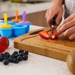 Silicone Ice Cream Mold Tools Cartoon Ice Cube Pop Ball Maker Tray With Lid Silicone Popsicle Ice Cream  Mold  For Kids