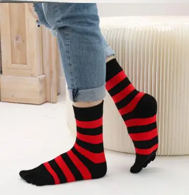 5 Pairs Fashion Colorful Stripes Custom Tube Men Cotton Five Toe socks LOW MOQ Wholesale
