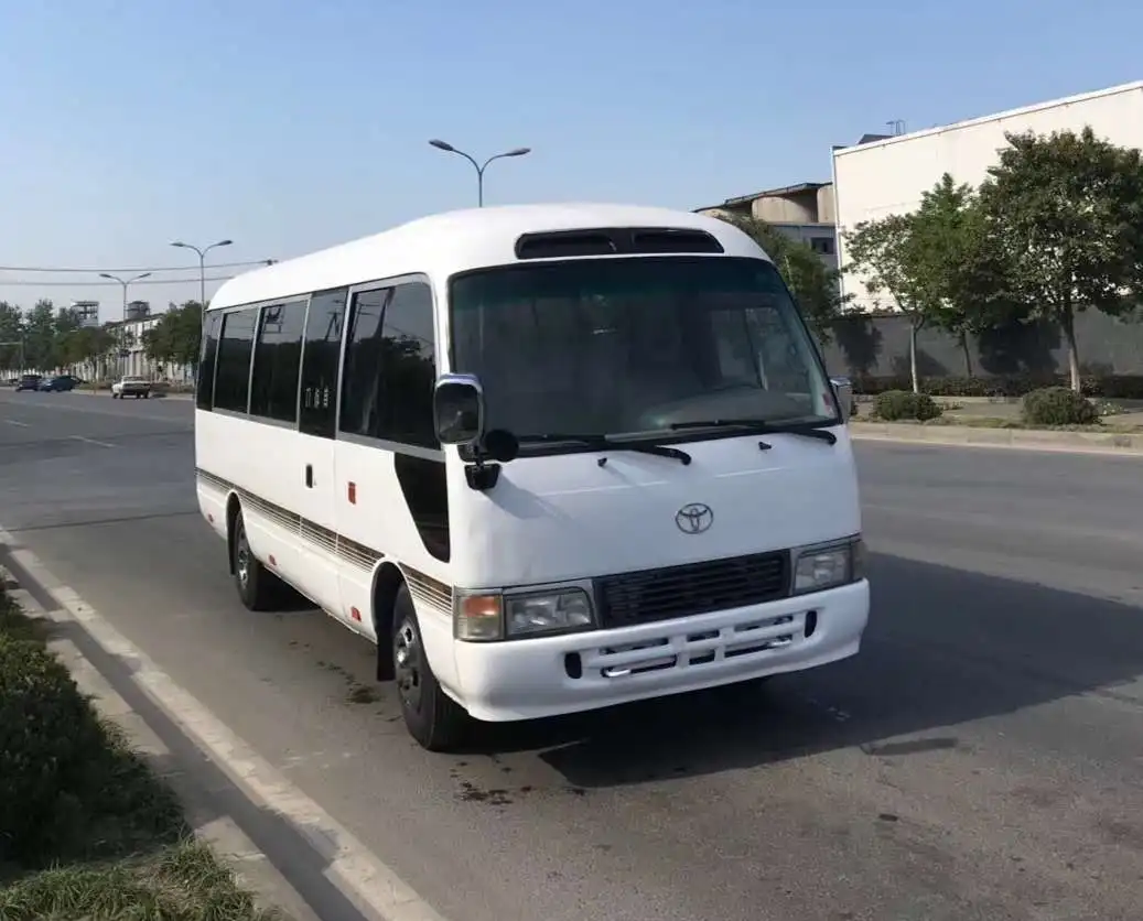 LHD 2016 Japan used good condition Toyotai coaster bus with diesel engine 23 seats white  for seal