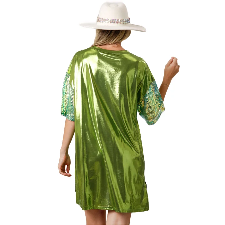 Женское платье-рубашка с блестящими блестками