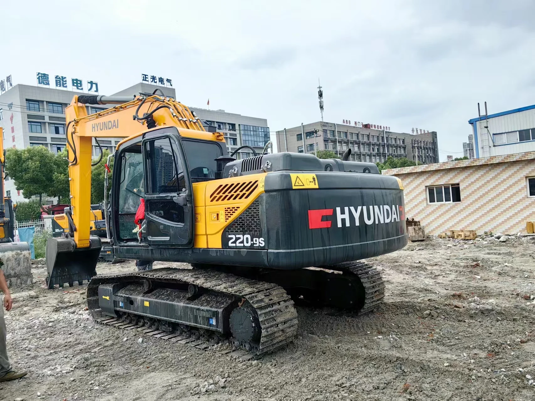 Подержанный Hyundai 220-9S оригинальный бренд импортируется из Кореи для продажи