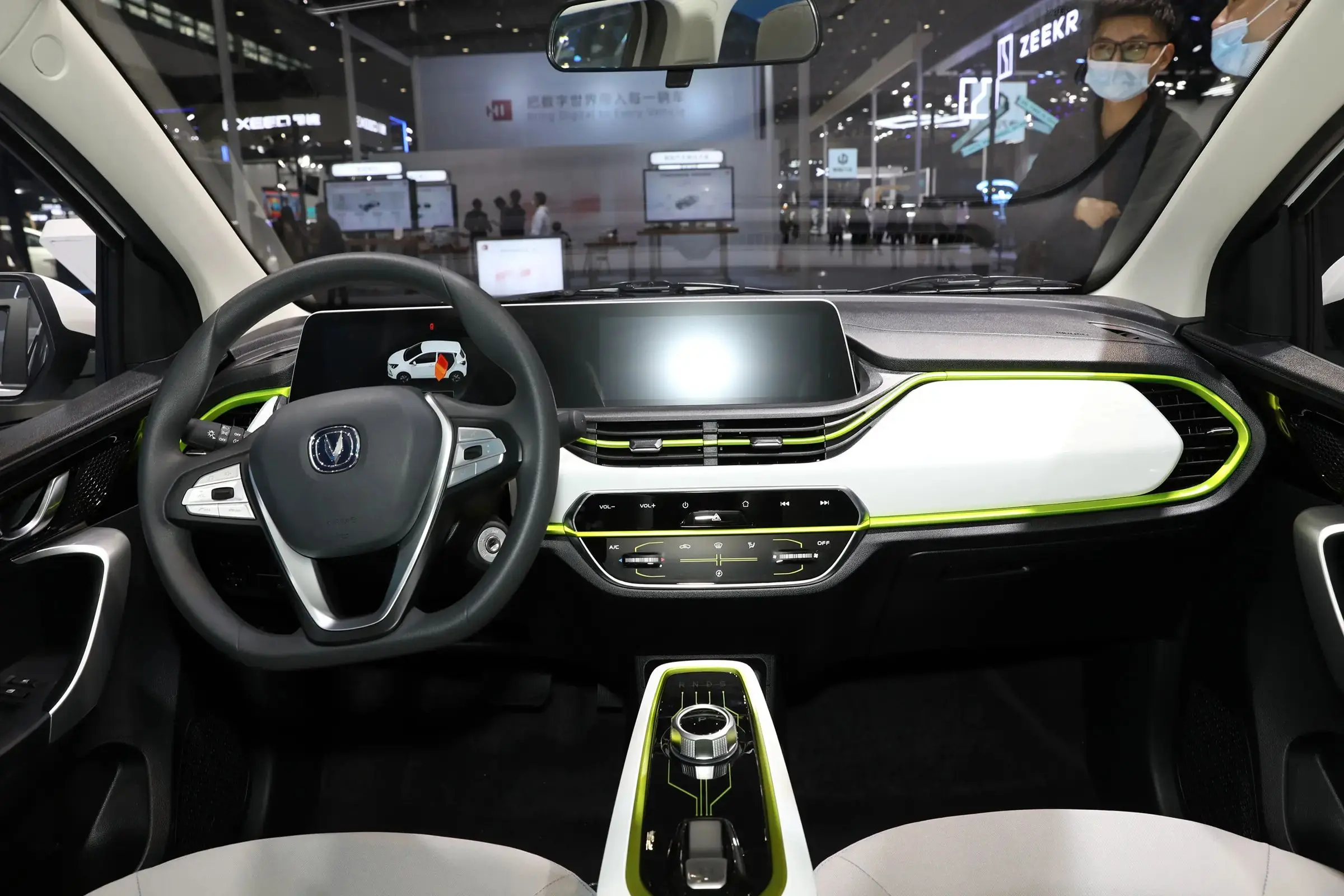 Changan Benben E-Star Range 310Km Low Price High Quality electric car changan