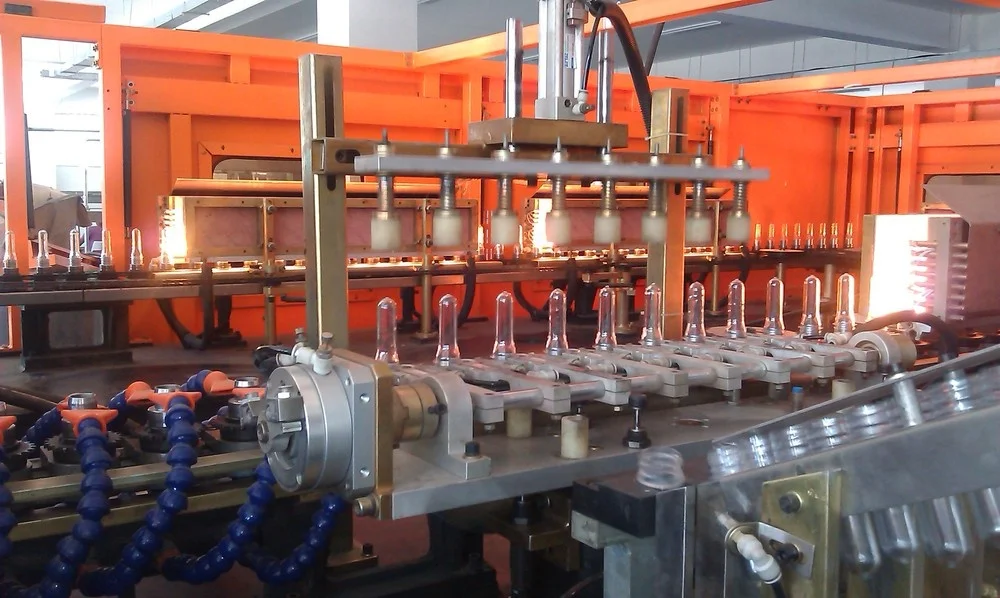 3 Cavity High Speed Preform Mold Fully Automatic Compact Plastic PET Bottle Blow Blowing Machine Price Made by the PET preform