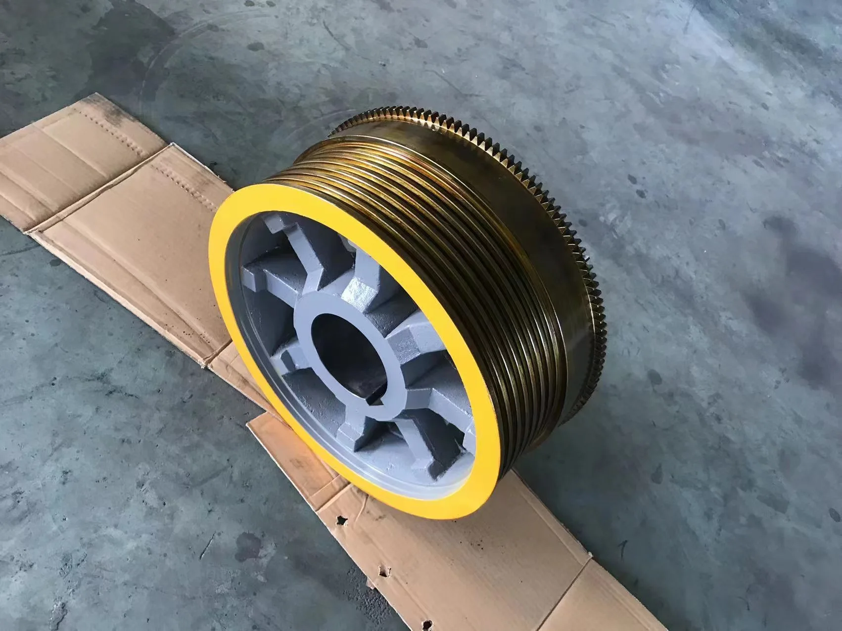 Elevator Traction Wheel Lift Traction Sheave Elevator Traction Sheave Deflector Wheel Elevator Accessories
