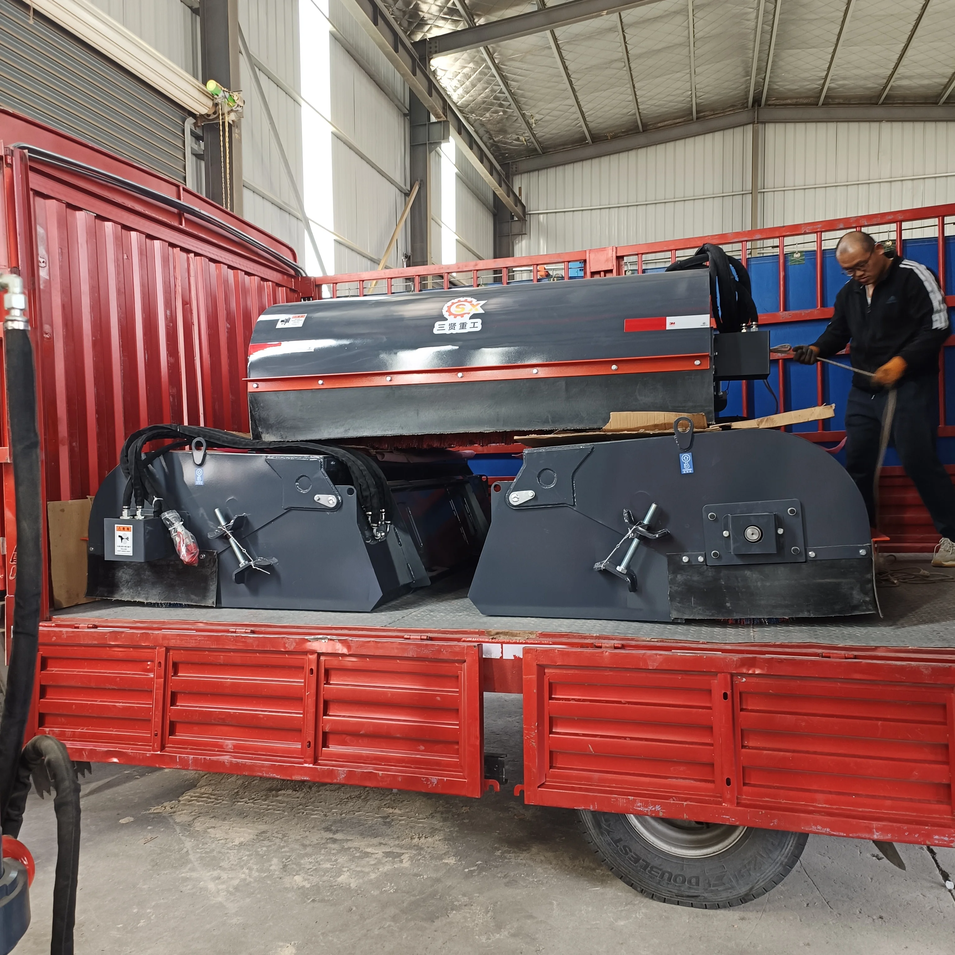 Best Price Provide Mechanical Loader Use road Sweeper Brush Skid steer loader Backward Sweeper