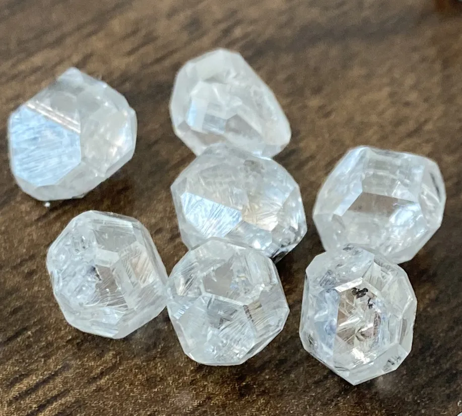 Factory 5 carat HPHT uncut lab grown created white rough diamond