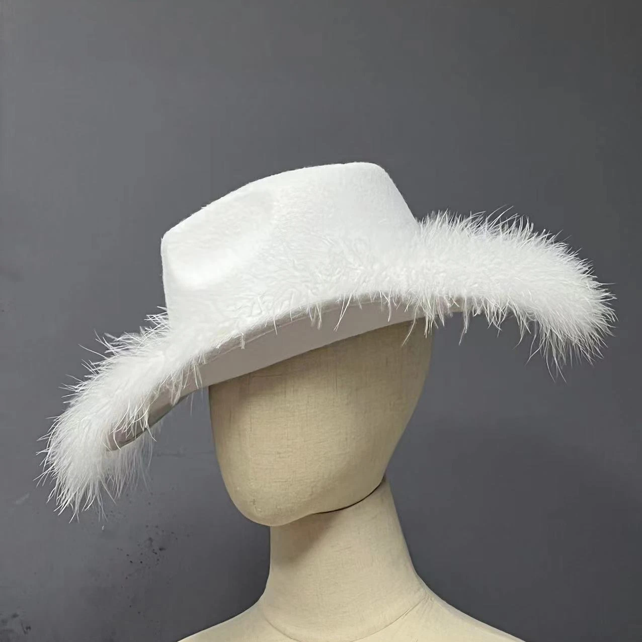 Warped Edge Feather Decoration Personality New Style Fedora Hat Designer Fedora For Women 2022