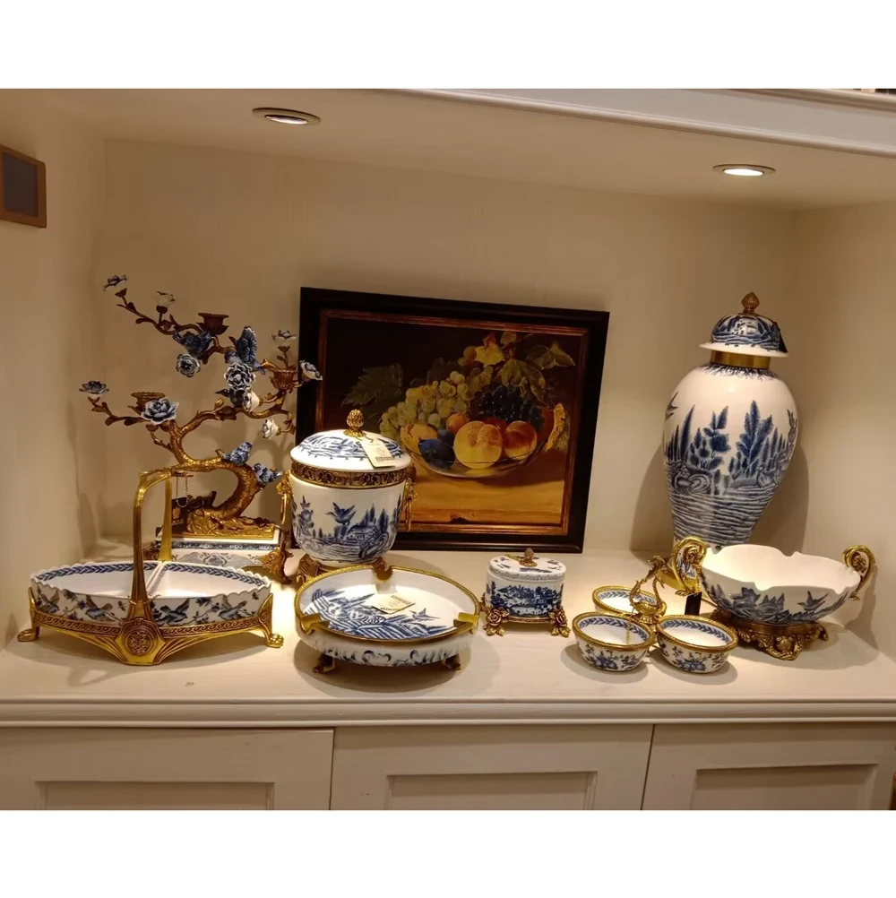 Guangzhou China High-grade Blue and White Porcelain Hand-painted Home Decoration House Accessories Garden