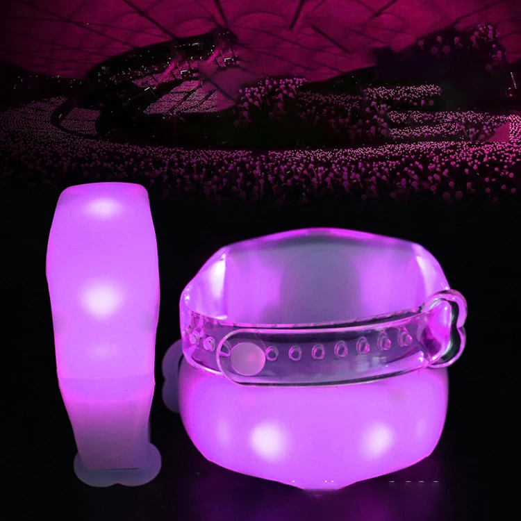 Manufacture DMX remote control led glow bracelets plastic wristband 3 lights with control for event concert