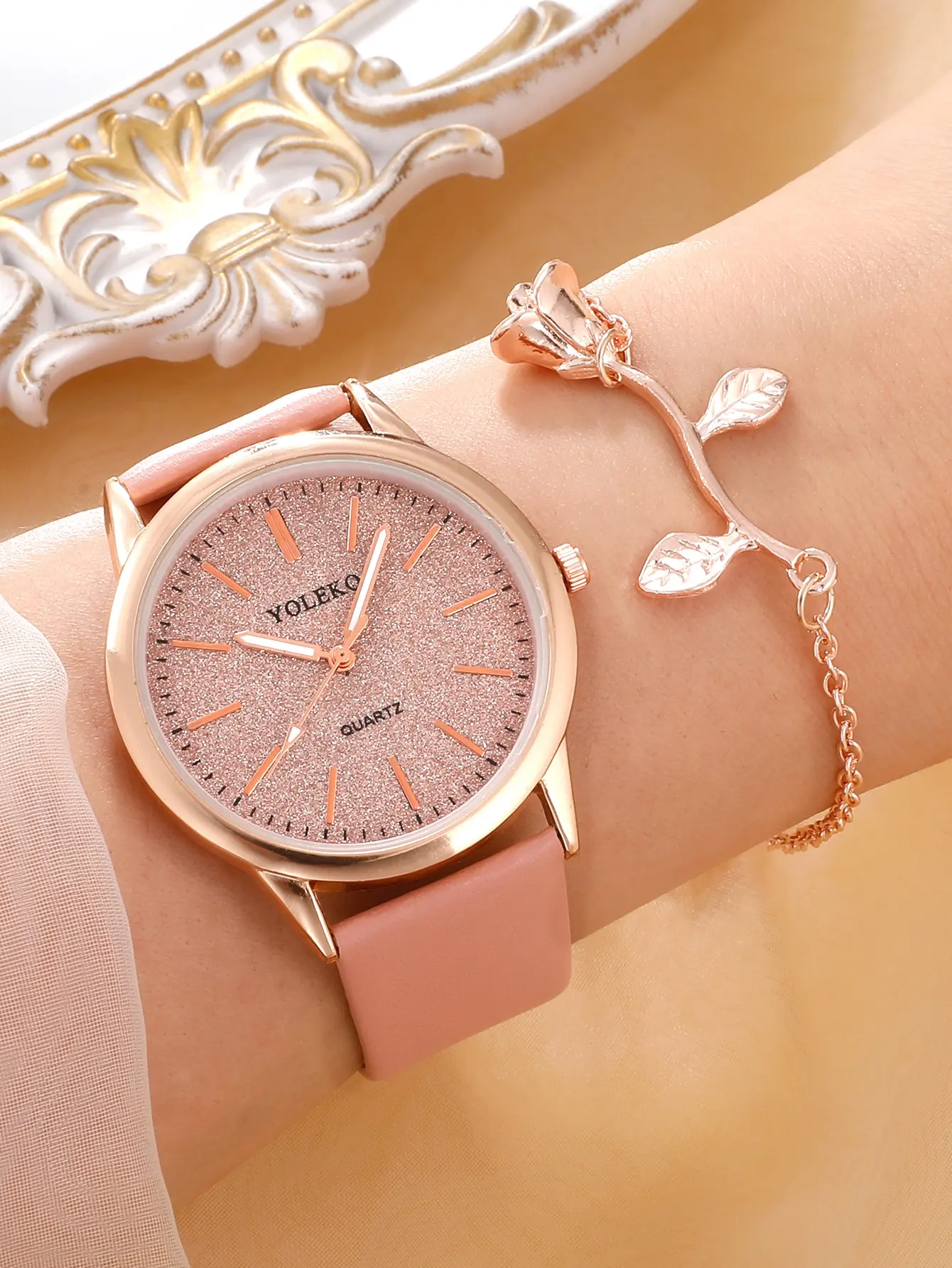 NW1334 Minimalist Pretty  Women  Leather  Quartz Watch & 1pc Bracelet