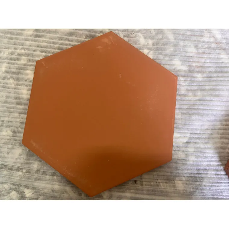 Противоскользящий дверь пол Красного глиняного шестиугольная керамическая