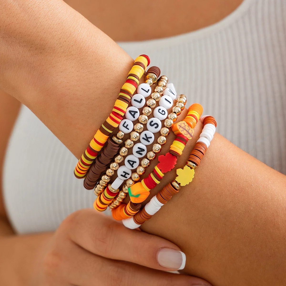 Fashion Colorful Soft Pottery Beaded Bracelet Acrylic English Letter Bracelet Pumpkin Maple Leaf Bracelet for Women Jewelry Gift