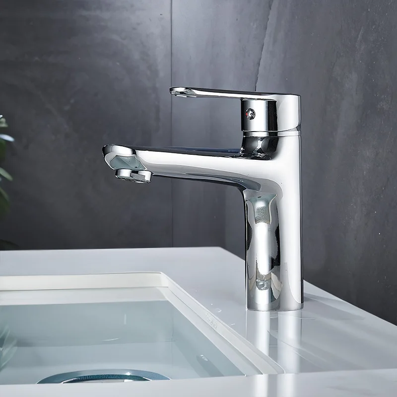 Hot cold water modern single handle brass chrome basin faucet bathroom