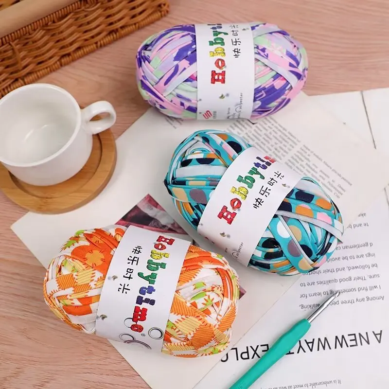 HENGYI 100g T-Shirt Yarn 100% Polyester Blended Fancy Yarn for Weaving and Knitting Handbag Crochet China Manufacturer