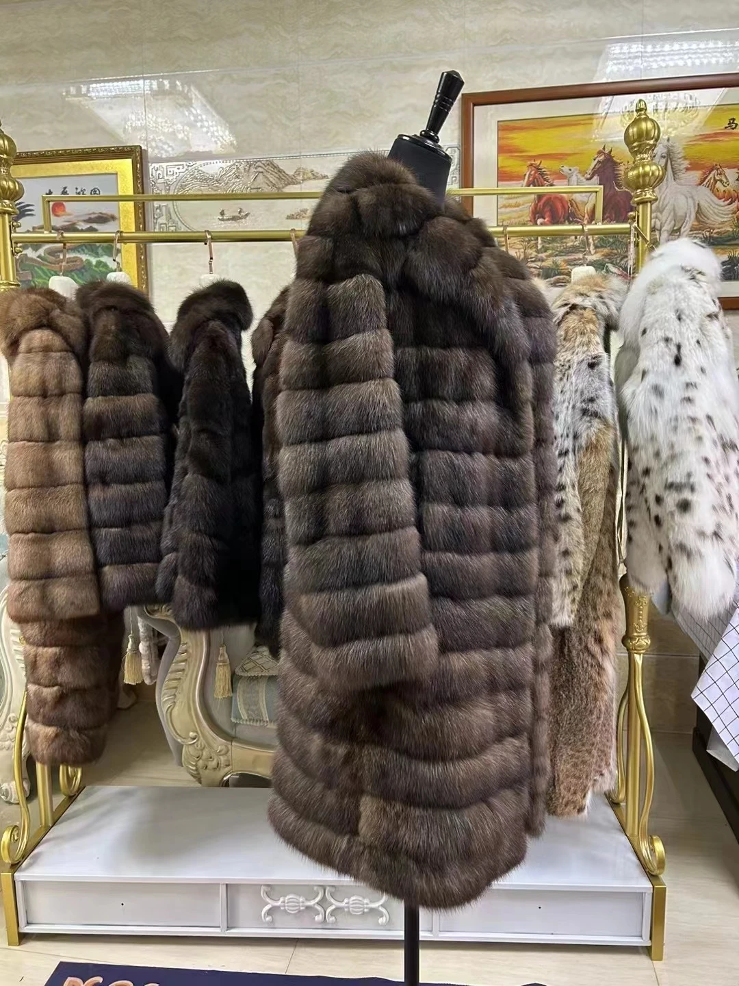 Super  High Quality  Real Fur Coat With Bigger Collar  Winter fur coat   Original Luxury  Fur Jacket