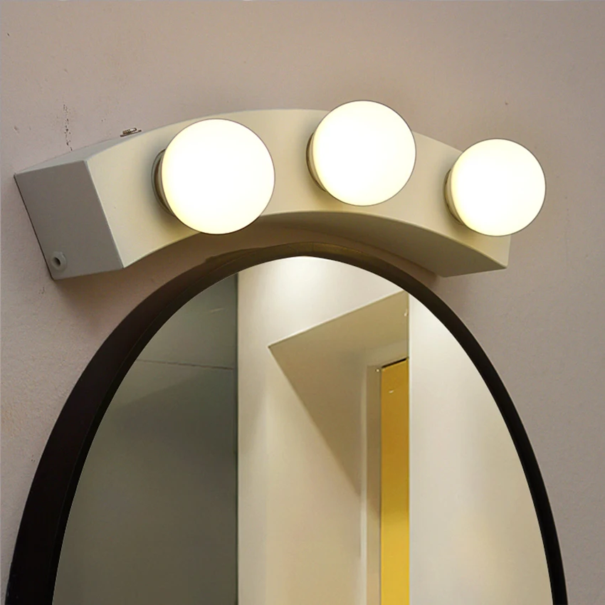 Wholesale Modern LED Lighted Hollywood Vanity Makeup Mirror front lamp Curved Design for Home  Bathroom Use