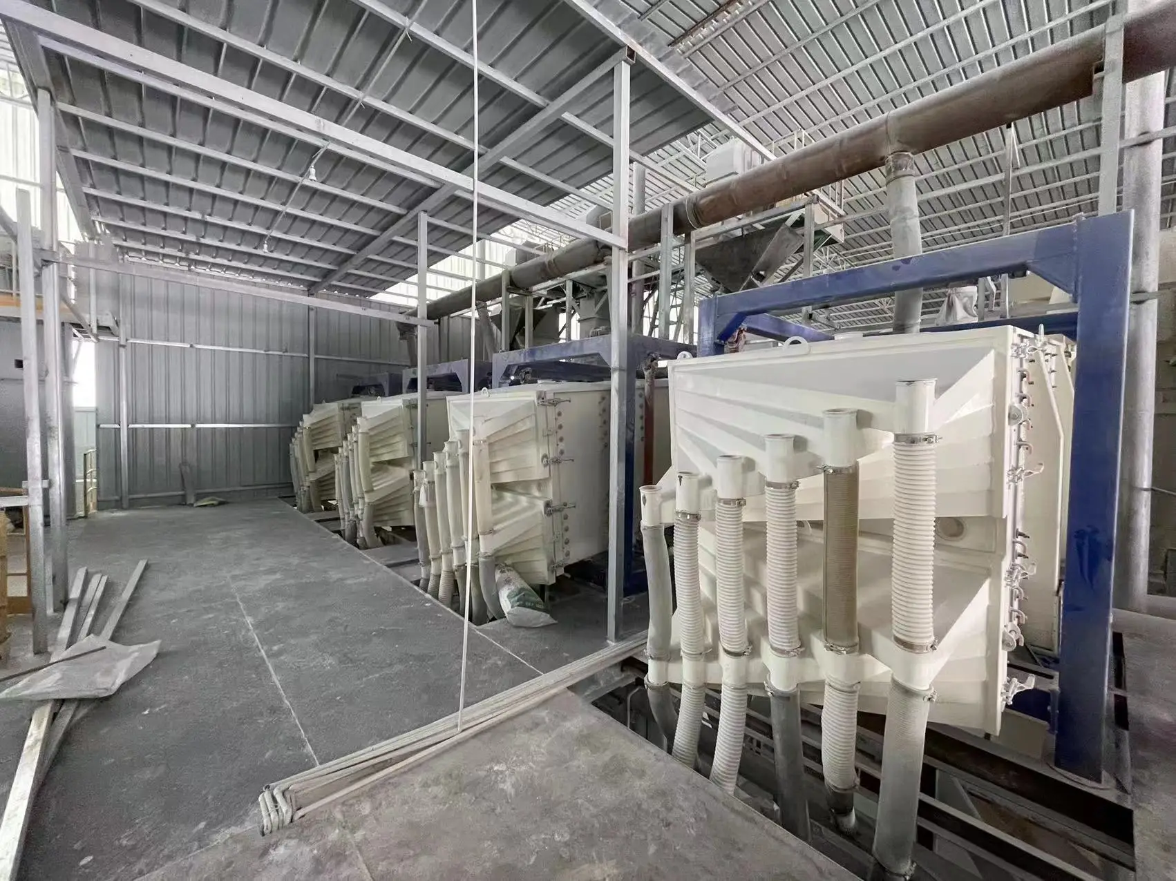 Easy Operation Sand Vibrating Screen Gyratory Sifter Frac Sand Classification