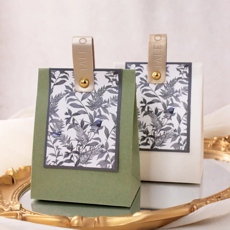 Large Capacity Wedding supplies Candy Bag Vintage Red Gift Box Packaging wedding favors for guests Candy boxs