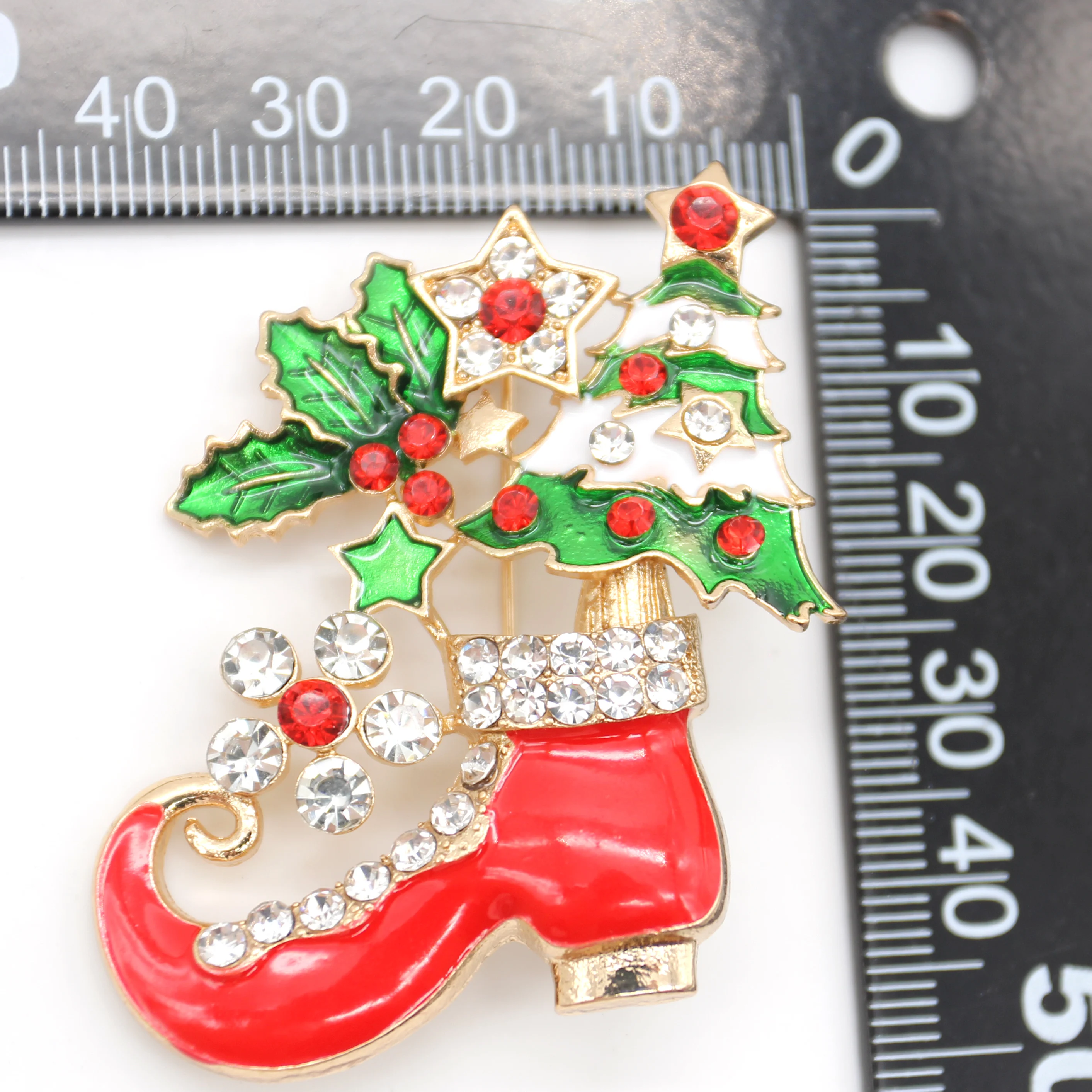 Manufacturer Merry Christmas Brooches Christmas Tree Snowman Santa Claus Boot Fashion Jewelry Gift Decoration Brooches Pin