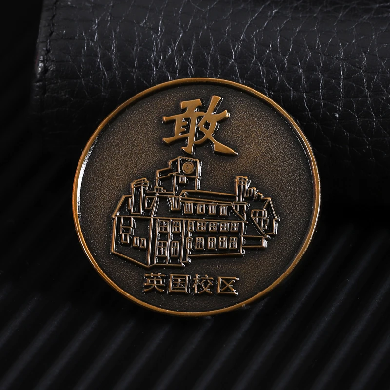 Оптовая продажа лидер продаж металлические нагрудные булавки персонализированные значки с логотипом эмали аниме на заказ