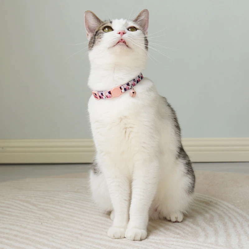 Wholesale Customized Cat Collar with Bell Adjustable Pet Collar