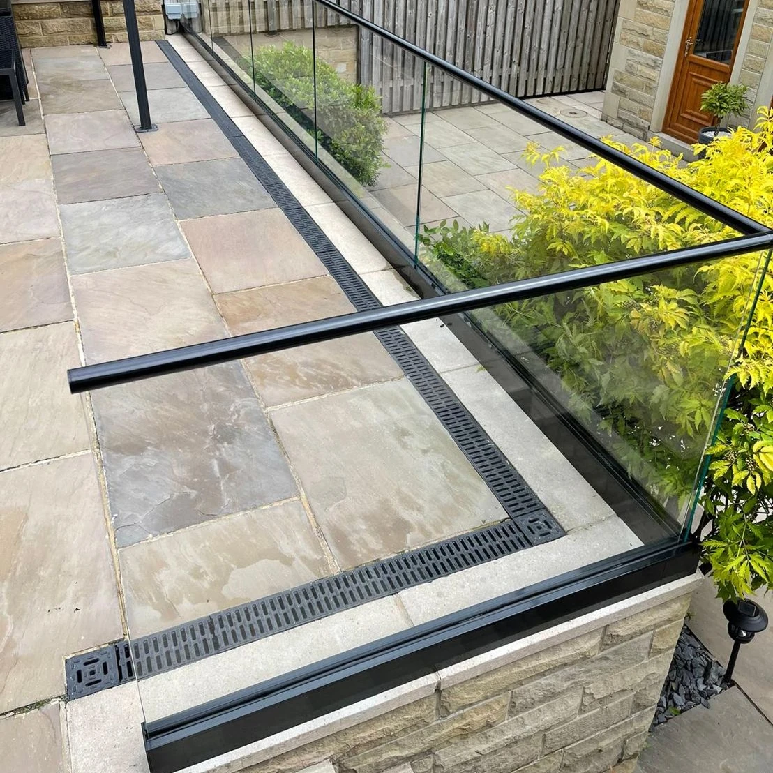 stainless steel 316 slot pipe round glass railing top handrail accessories handrails holder