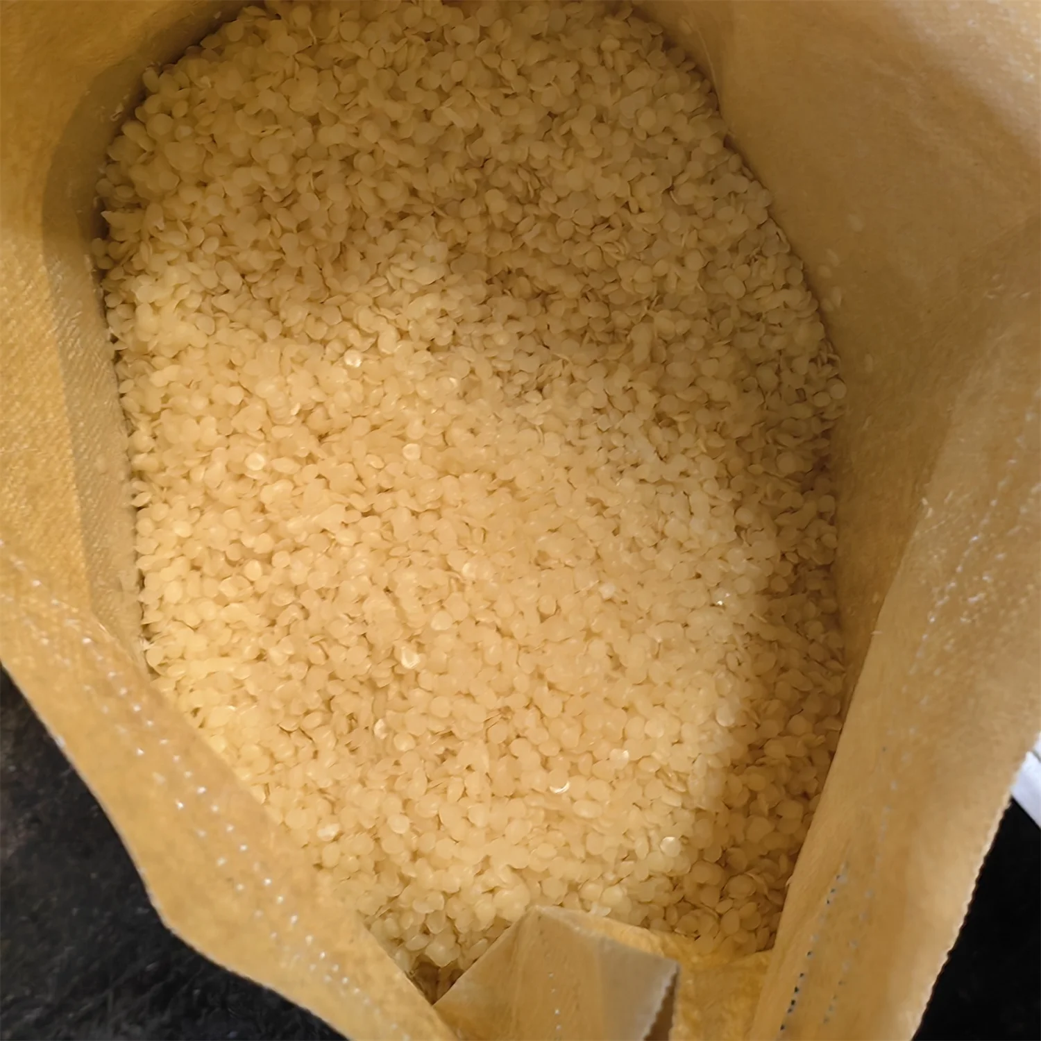 Cosmetic Grade Snowy White Moisturizing Refined Soft Microcrystalline Wax for Petroleum Jelly