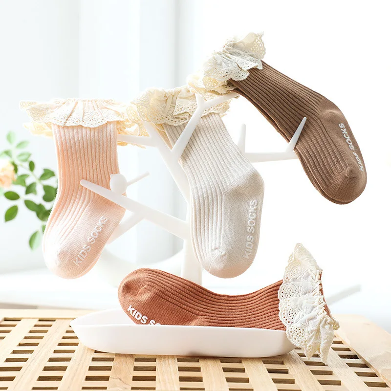 South Korea with the new autumn baby socks lace  children in the tube glue non slip floor socks