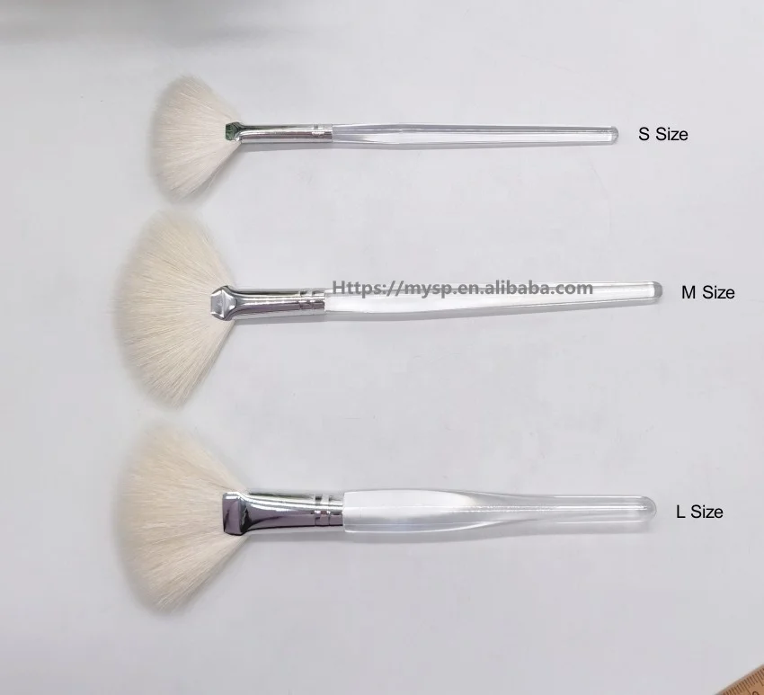 Wholesale White Goat Hair Fan Brush Face Mask Esthetician Brush Soft Goat Hair Facial Brush for Healthy Clear Skin