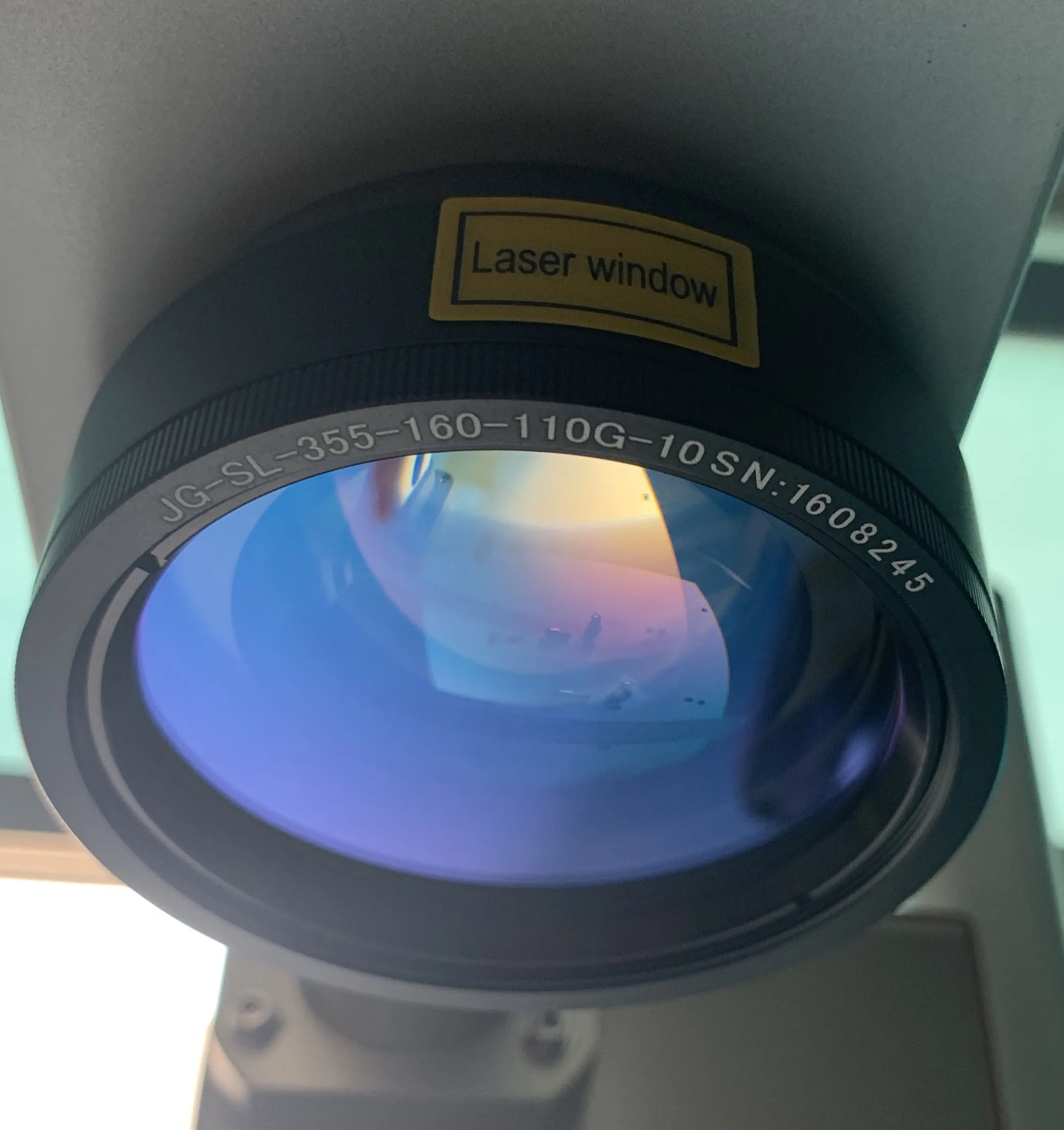 2022 Hot Selling Table Computer Lazer Code Color Uv  Laser Marking Machine For Glass Wood Non Metal and metal