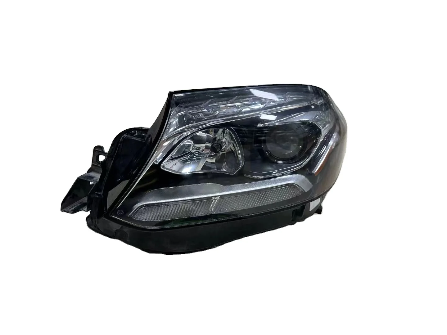 Original Second-Hand GLS X167 Front Bumper for Mercedes Benz GLS 167 AMG Style New Condition Plastic Assembly Rear Position