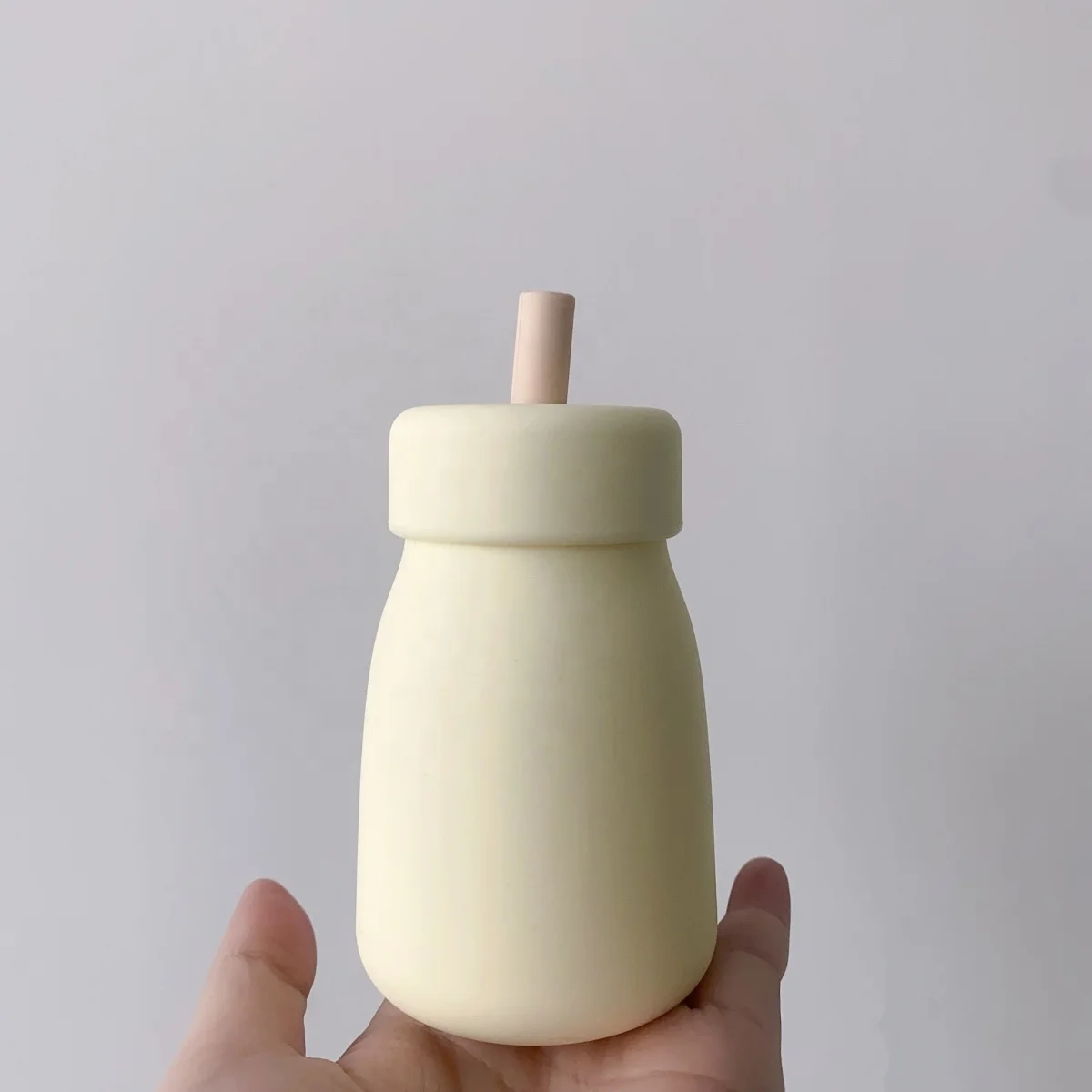 Kids Drinking Water Baby Training Cup Tiny Lid Baby Silicone Sippy Bottle Silicone Cup Children Water Bottle Silicon Baby Bottle