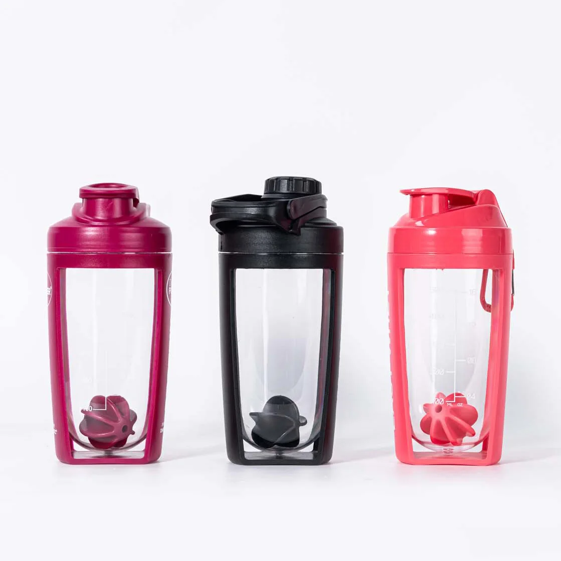 PET Custom Logo plastic 650ML Sports Fitness Mix Drinks Cup Protein Mixer Water Shaker Bottle for Gym