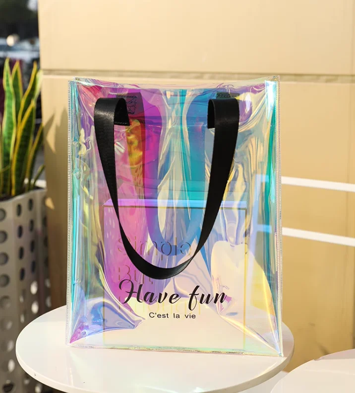 Fashion factory wholesale low moq Custom logo HOT SALE Holographic tote bag pvc strong black webbing handle holographic PVC bag