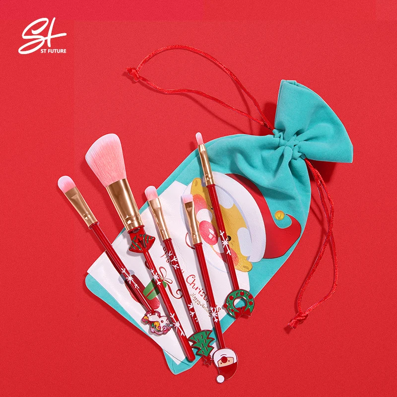 Cute Christmas Beauty Make Up Brushes Tool Cosmetic Powder Eye Shadow Pincel Maquiagem Lilo and Stitch Makeup Brush Set