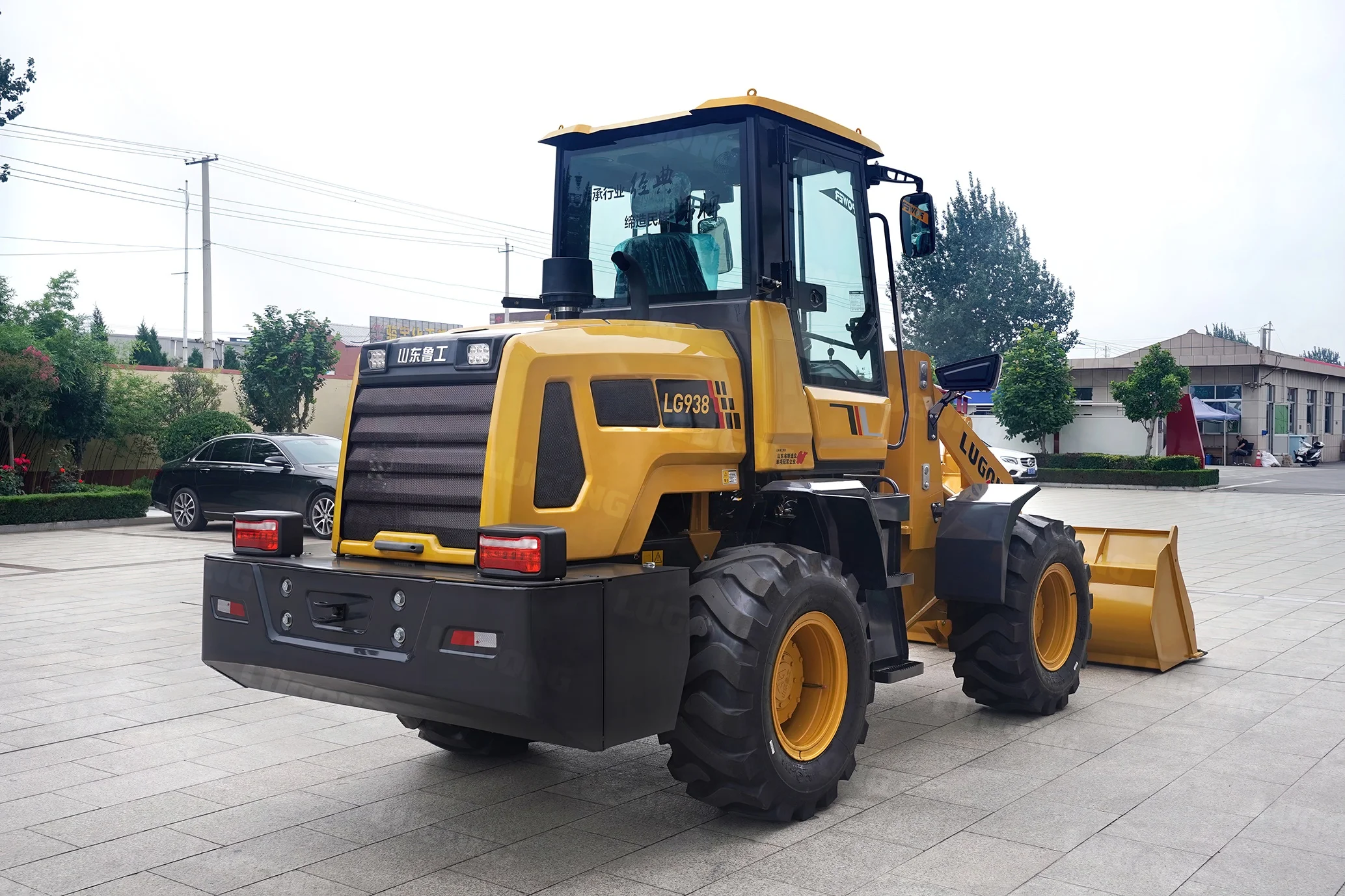 LUGONG LG938 0.6 Ton 1.6t 2ton Multifunction CE Diesel China Farm Front End Mini Articulated Wheel Loader Price