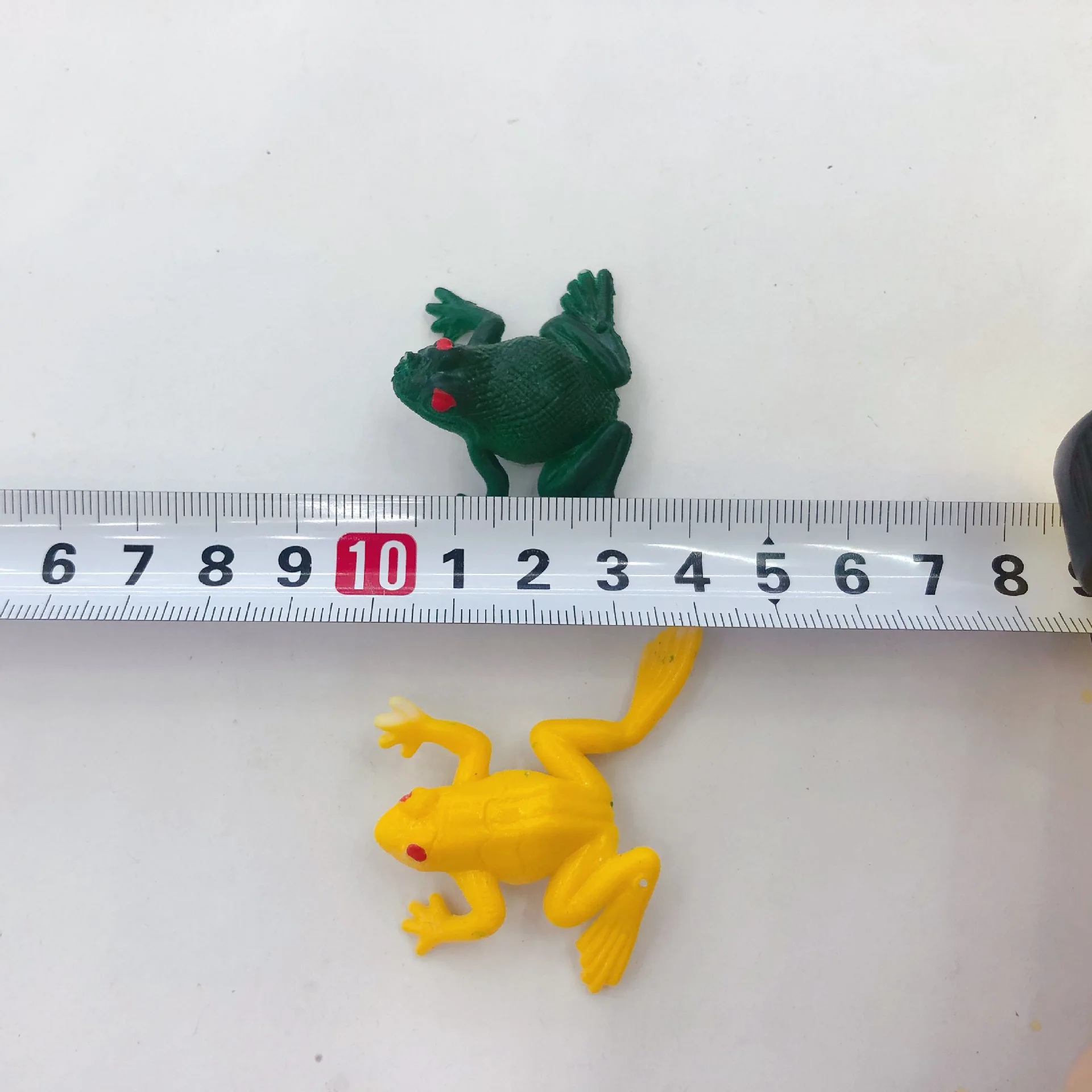 Hot Selling Unisex TPR Simulation Soft Glue Small Frog Toy Kids Aged 5 7 Years Classic Style Play PP Material Promotional Gifts