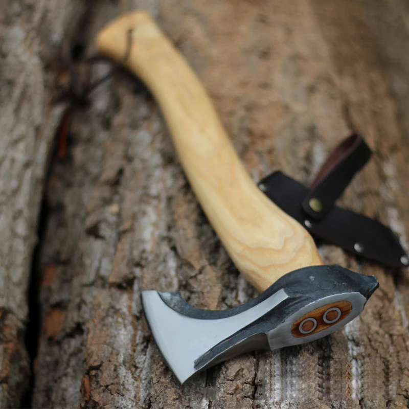 Hot Sale Shock Absorbing Anti-Slip Walnut Wood Handle Splitter Maul Pick Hatchet Survival Ax Camping Tactical Viking Axe